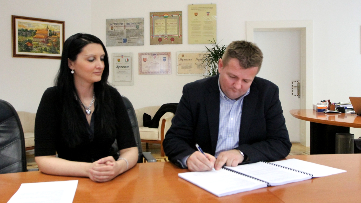 Potpisan Ugovor o dodjeli EU sredstava za projekt “Beekeeping revolution”