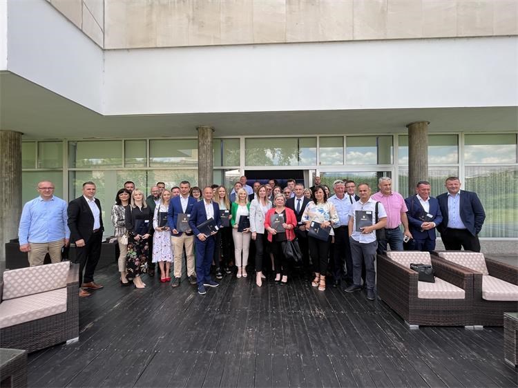 Središnji državni ured za demografiju i mlade: Gradu Virovitici odobrena sredstva za Dječji vrtić Cvrčak