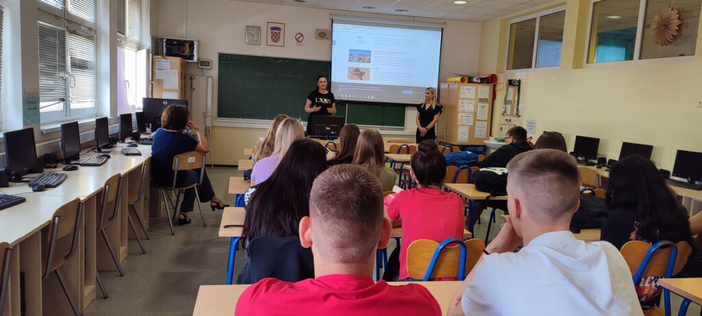 Učenicima Strukovne škole održano predavanje na temu poduzetništva