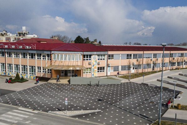 Započela energetska obnova OŠ Vladimir Nazor: Nastava i sve aktivnosti odvijaju se uobičajeno