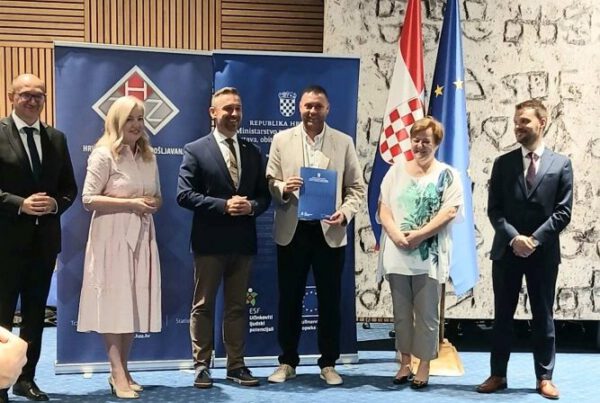 Gradskom društvu Crvenog križa Virovitica uručen Ugovor za projekt „Humanitarni paketi GDCK-a Virovitica i partnera“ vrijedan gotovo 7 milijuna eura