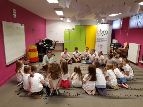 Glazbena igraonica za mališane održana u Virovitici