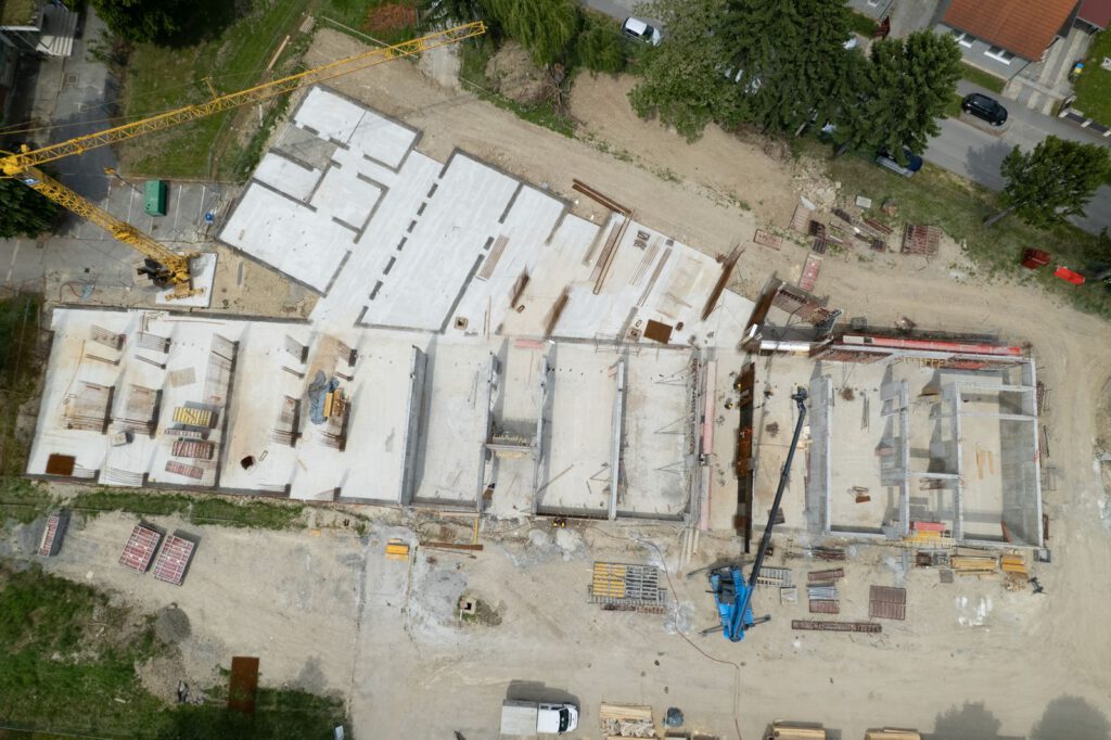 Napreduju radovi na novom dječjem vrtiću u Virovitici koji će osigurati mjesto za 206 djece