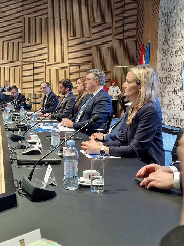 Novi dječji vrtić u Virovitici: Gradonačelnik Ivica Kirin potpisao ugovor o dodjeli bespovratnih sredstava