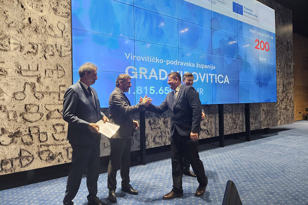 Novi dječji vrtić u Virovitici: Gradonačelnik Ivica Kirin potpisao ugovor o dodjeli bespovratnih sredstava