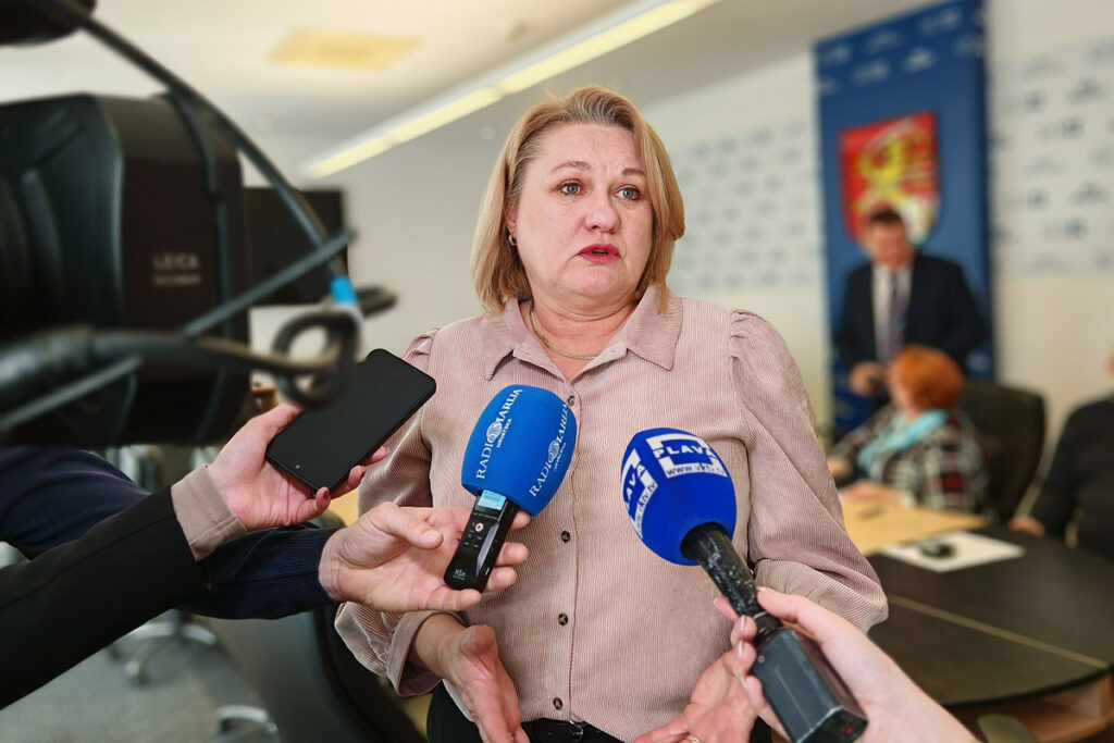 Potpisan ugovor za energetsku obnovu Osnovne škole Vladimir Nazor Virovitica