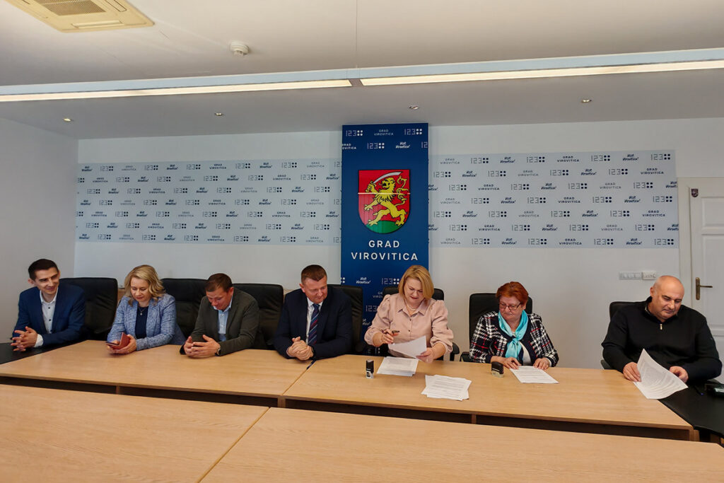 Potpisan ugovor za energetsku obnovu Osnovne škole Vladimir Nazor Virovitica