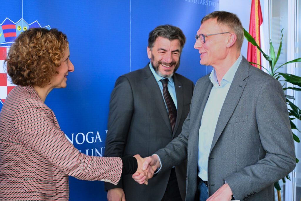 Potpisan ugovor za projekt Rekonstrukcije i opremanja Gradske knjižnice i čitaonice Virovitica vrijedan gotovo 1,2 milijuna eura