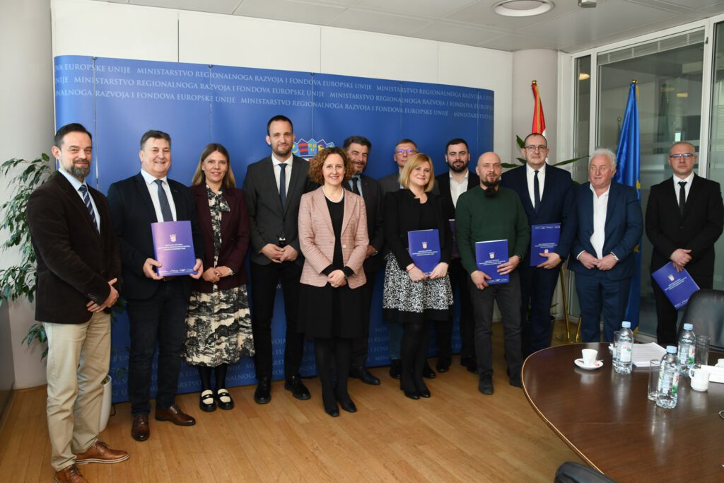 Potpisan ugovor za projekt Rekonstrukcije i opremanja Gradske knjižnice i čitaonice Virovitica vrijedan gotovo 1,2 milijuna eura