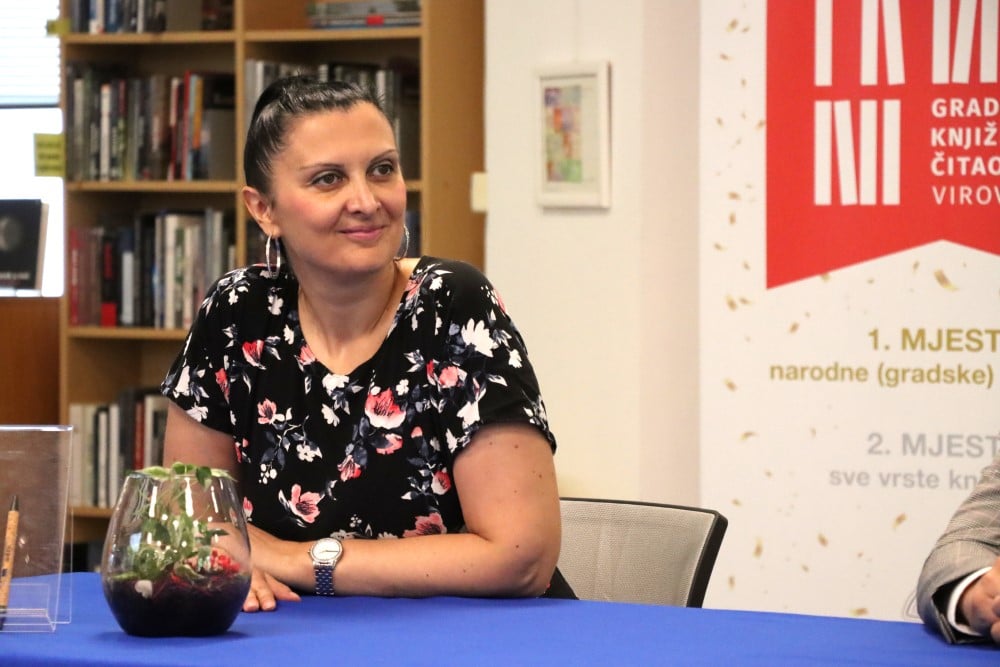 Potpisani ugovori za rekonstrukciju virovitičke Knjižnice vrijedni 1,2 milijuna eura: Novih 200 kvadrata i pametne usluge za sve generacije