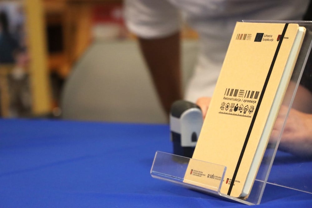 Potpisani ugovori za rekonstrukciju virovitičke Knjižnice vrijedni 1,2 milijuna eura: Novih 200 kvadrata i pametne usluge za sve generacije