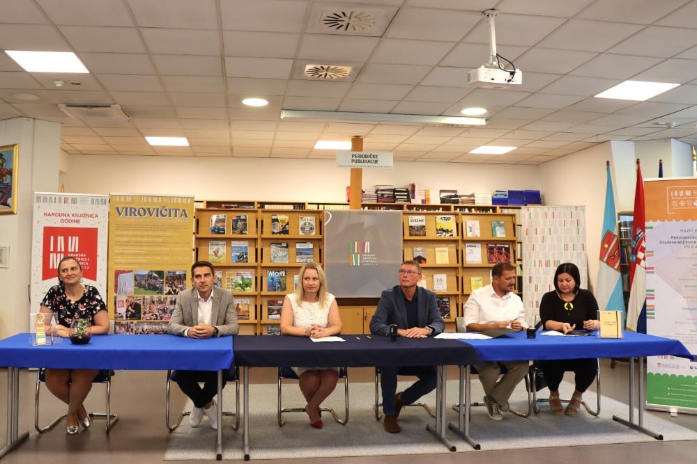 Potpisani ugovori za rekonstrukciju virovitičke Knjižnice vrijedni 1,2 milijuna eura: Novih 200 kvadrata i pametne usluge za sve generacije