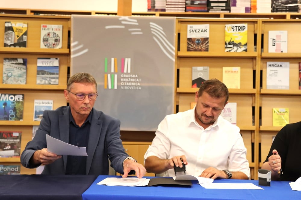 Potpisani ugovori za rekonstrukciju virovitičke Knjižnice vrijedni 1,2 milijuna eura: Novih 200 kvadrata i pametne usluge za sve generacije
