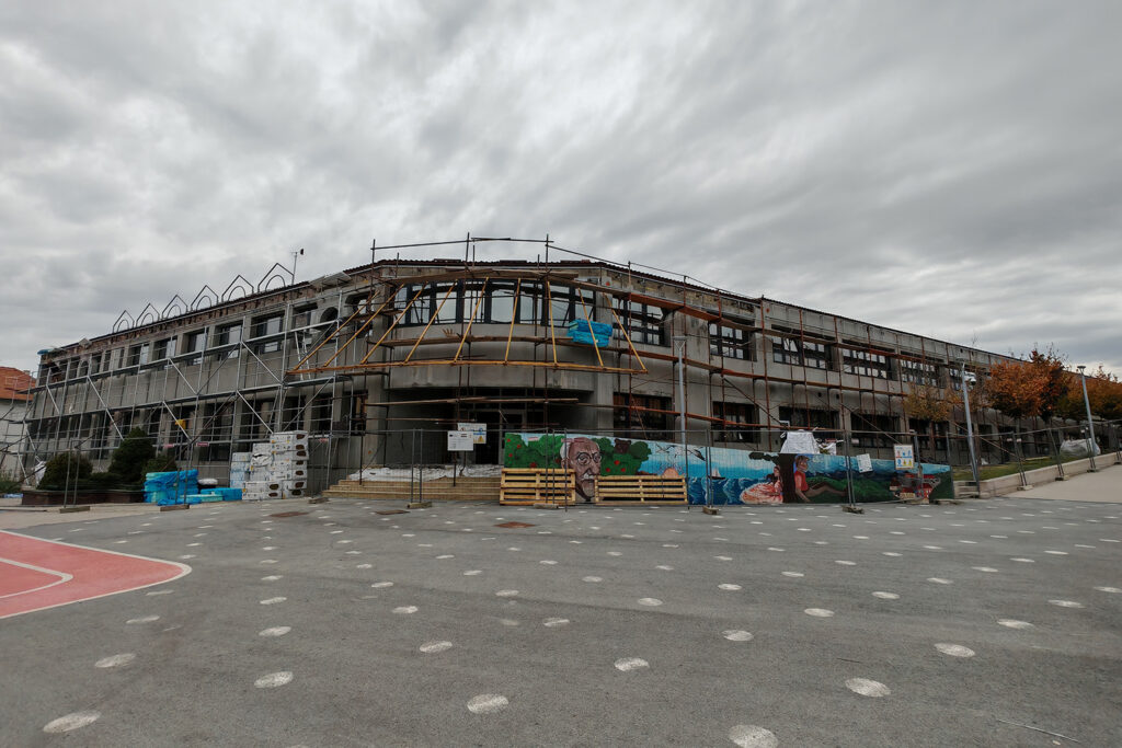 Radovi na energetskoj obnovi OŠ Vladimir Nazor Virovitica odvijaju se prema planu – učenici početkom studenog u obnovljenoj zgradi