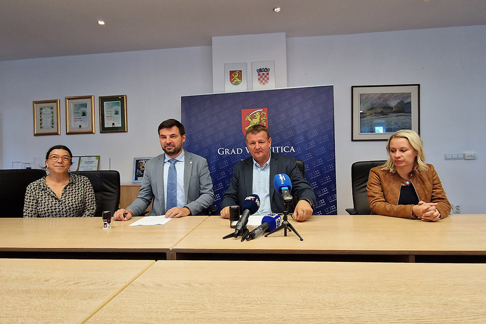 Virovitica prva u Hrvatskoj: U pilot projektu u stambenoj zgradi sav će biootpad rješavati putem mini drobilica