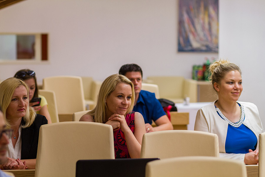 Virovitički Mali park bit će preuređen na temu meda i pčelarstva