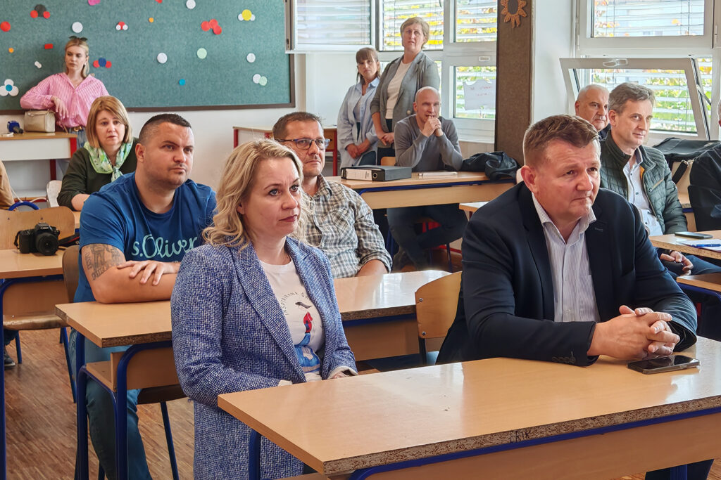 Zgrada za budućnost naših učenika: Održana početna konferencija projekta energetske obnove OŠ Vladimir Nazor Virovitica